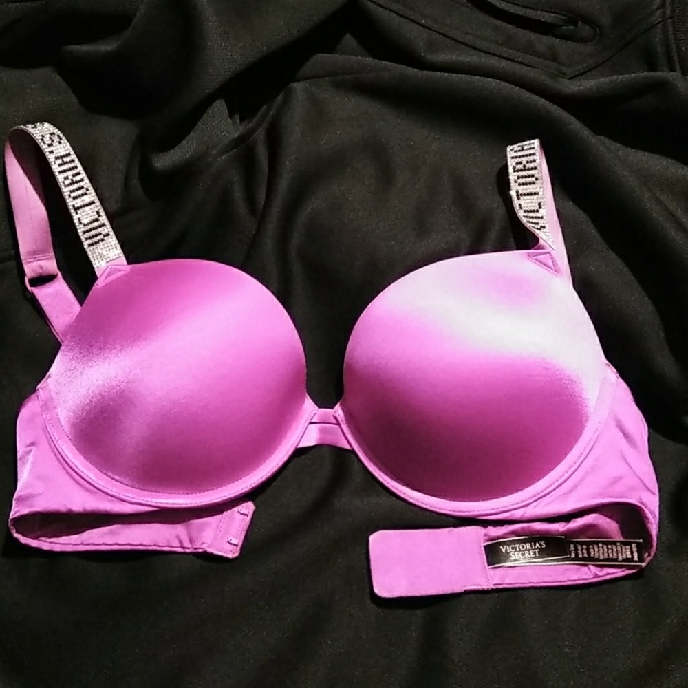 Victoria's secret very sexy push-up bra